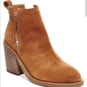 Steve Madden ‘Sharini’ Cut Out Boots